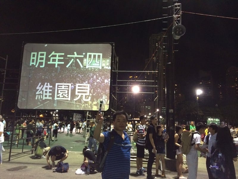 独立作家慕容雪村(推特图片/Murong Xuecun慕容雪村@hawking197428)