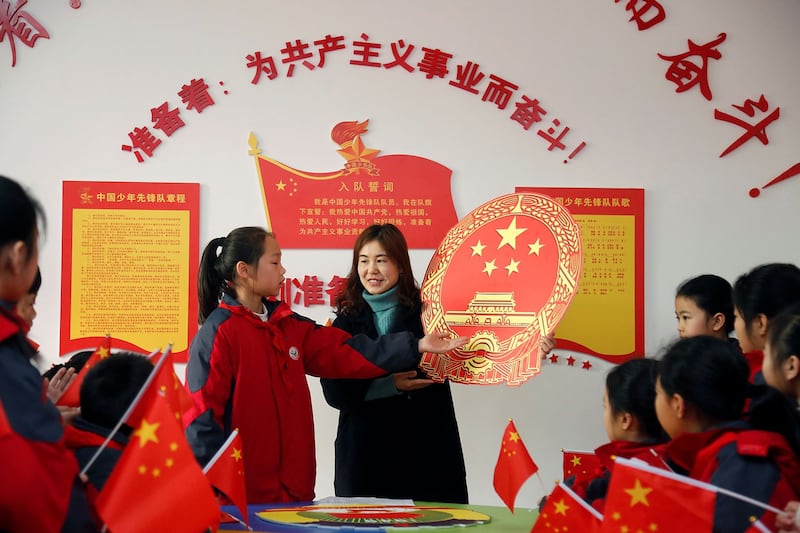 思政教育核心是要求学生爱国爱党(路透社资料图片)