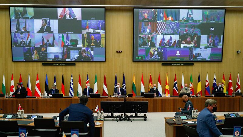 2021年6月1日,在布鲁塞尔北约总部举行北大西洋理事会在线会议。(美联社)