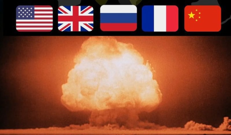 美国国防部去年十一月向国会提交的年度中国军力报告估计,到2027年,中国可能会拥有七百枚可部署的核弹头;到2030年,中国的核弹头数量可能会达到一千枚。(Wikipedia / MFA Russia Flag of Russia @mfa_russia)